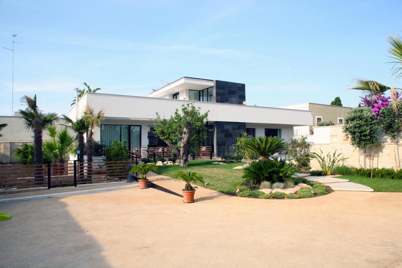 Villa Pina Bari Luaran gambar